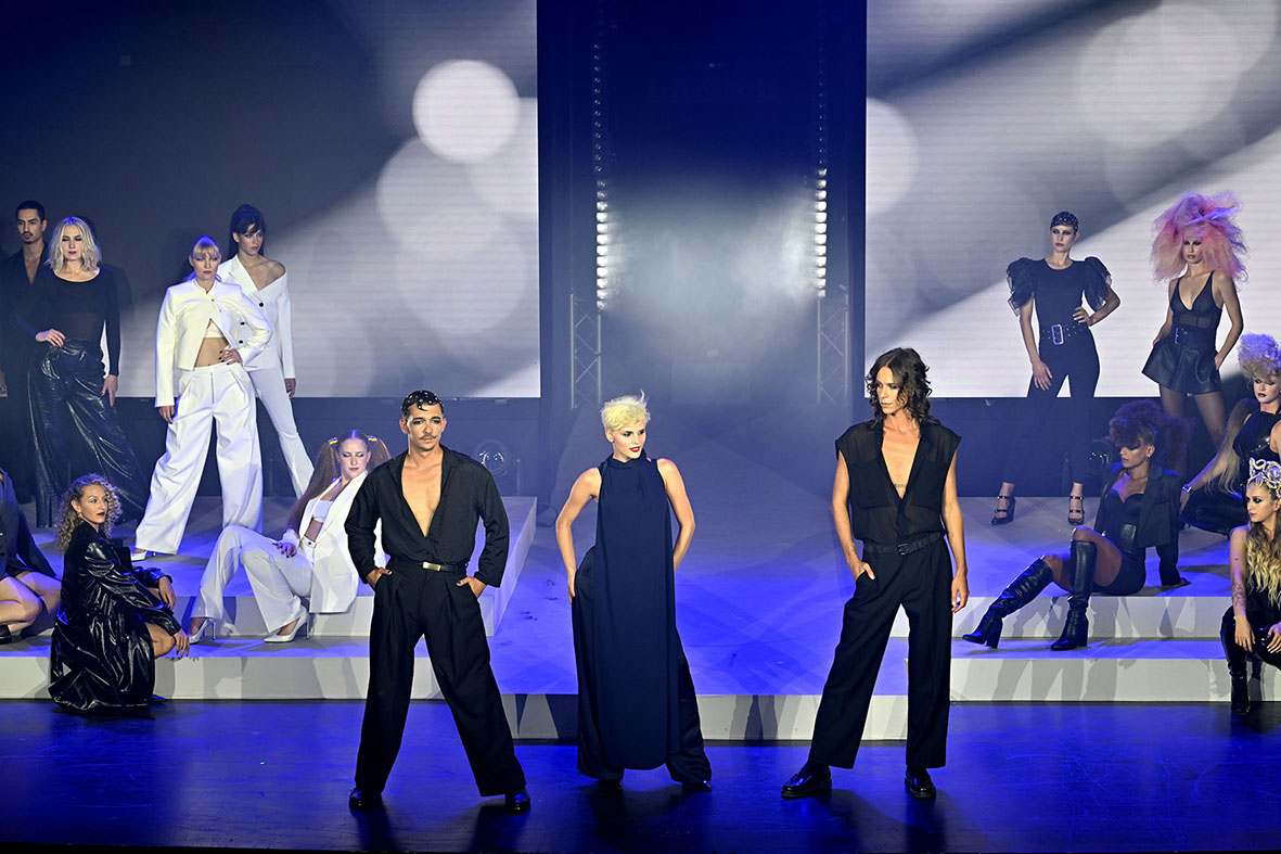 show-prestige-cre-üation-2025555-bbbbbd
