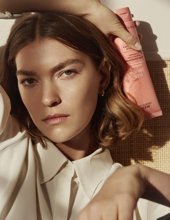 La top Arizona Muse porte-parole d'Aveda !